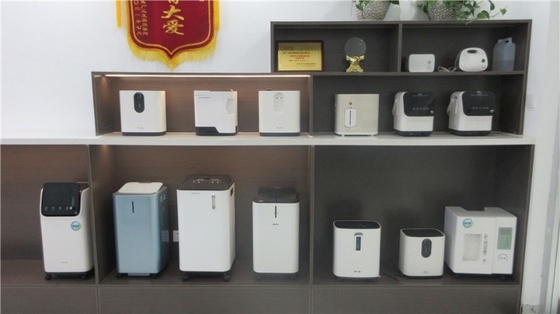Máy tạo oxy gia đình 1 - 5L di động với máy phun sương